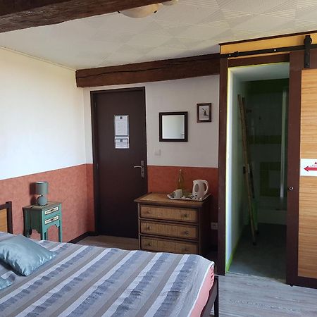 Bed and Breakfast Les Forges De Planechaud Saint-Sornin-Leulac Экстерьер фото