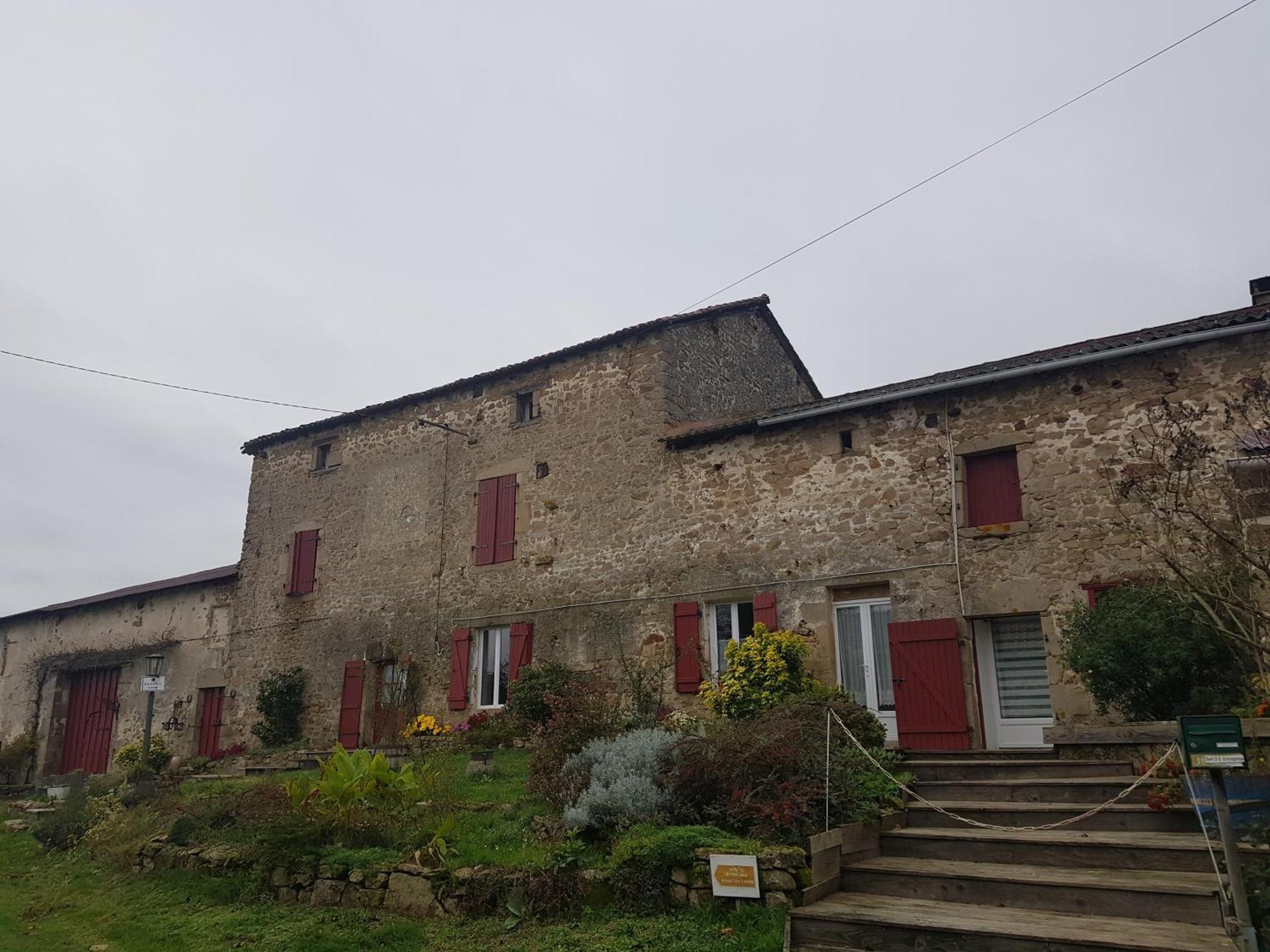 Bed and Breakfast Les Forges De Planechaud Saint-Sornin-Leulac Экстерьер фото